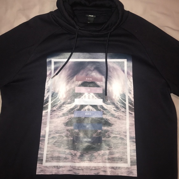 H&M sweatshirt no hood - Picture 1 of 3